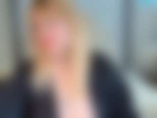 EmmaEllison's Live Sex Cam Show