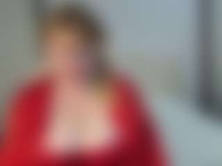 Live cam show with EmmaEllison - Granny on Camsoda