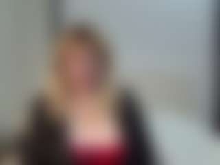 Live cam show with EmmaEllison - Granny Blonde Hair on Nude Live Now