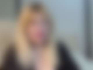 Live cam show with EmmaEllison - Granny MILF on Dolls Live