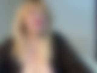 Live cam show with EmmaEllison - Striptease Granny on friskycurves.com