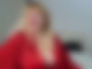 Live cam show with EmmaEllison - Granny Blonde Hair on Camsoda