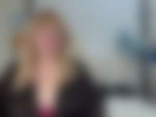 EmmaEllison's Live Sex Cam Show