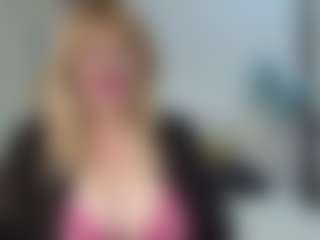 Live cam show with EmmaEllison - Hairy Pussy MILF on Camsoda