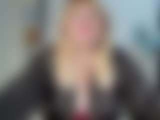 Show de cam en vivo con EmmaEllison - Blue Eyes en Camsoda