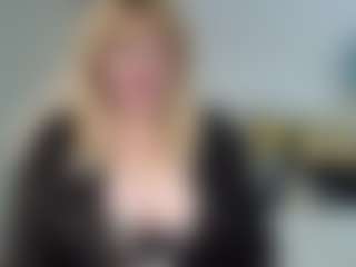 Live cam show with EmmaEllison - Strapon on xxxlivecams.org