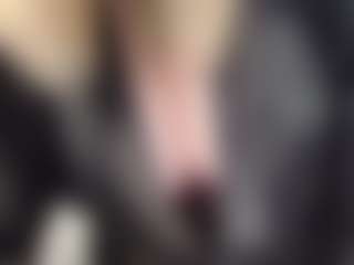 EmmaEllison's Live Sex Cam Show