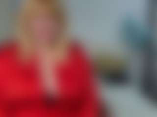 Live cam show with EmmaEllison - Granny on camwithhim.com