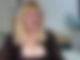 Live cam show with EmmaEllison - Granny on Porn Luv