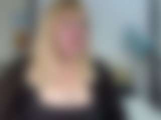 Live cam show with EmmaEllison - Granny MILF on https://playwithruby.com