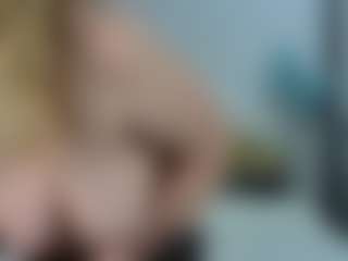 EmmaEllison's Live Sex Cam Show