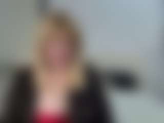 Live cam show with EmmaEllison - Granny Big Tits on Gym Cam Girls