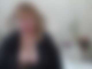 Live cam show with EmmaEllison - Mature on fuklive.com