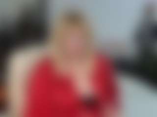 EmmaEllison MILF webcam performer live streaming