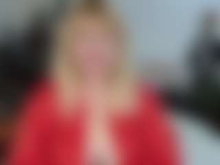 Live cam show with EmmaEllison - Granny Blonde Hair on live.xbliss.ai