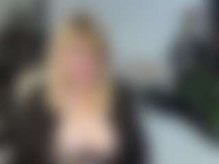 EmmaEllison's Live Sex Cam Show