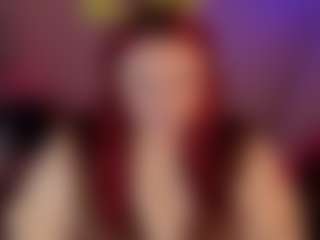 Live cam show with Mia - Living Room on Cam Slut