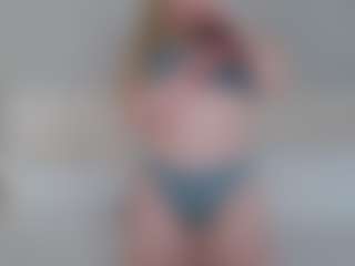 Live cam show with nikkixluxe - Princess on TeamSkeetLive