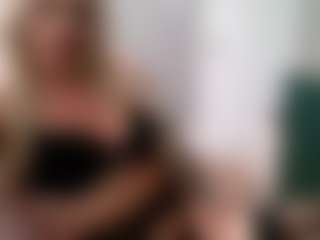 Live cam show with BettyBad - Foot Fetish on alttransgirls