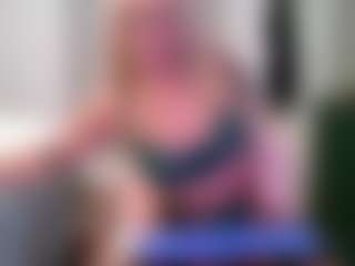 BettyBad's Live Sex Cam Show