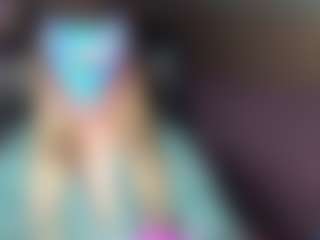 CelineReyys's Live Sex Cam Show
