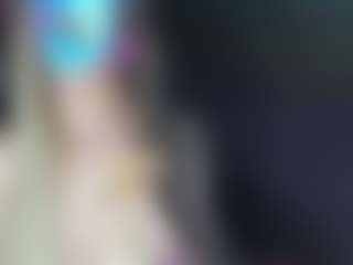 Live cam show with CelineReyys - Blonde Hair on googirlz