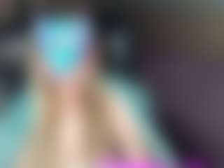 Live cam show with CelineReyys - Blue Eyes on SxyPornLive