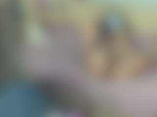 CelineReyys's Live Sex Cam Show