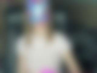 CelineReyys's Live Sex Cam Show