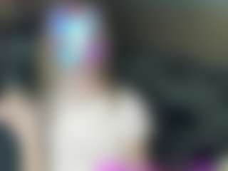 CelineReyys's Live Sex Cam Show