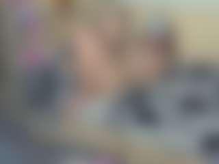 CelineReyys's Live Sex Cam Show