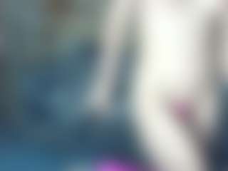 CelineReyys's Live Sex Cam Show