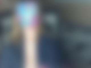 CelineReyys's Live Sex Cam Show