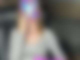 Live cam show with CelineReyys - Deepthroat on SinfulBabes