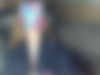 CelineReyys's Live Sex Cam Show