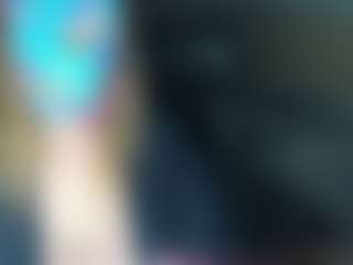 CelineReyys's Live Sex Cam Show
