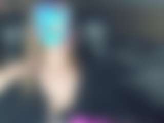 Live cam show with CelineReyys - Nipple Piercings on iamadamtest123.com