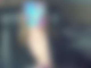 Live cam show with CelineReyys - Butt Plug on alttransgirls