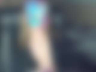 Live cam show with CelineReyys - Genital Piercings on LiveSexCams6
