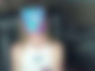 CelineReyys's Live Sex Cam Show