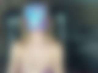 CelineReyys's Live Sex Cam Show