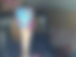 CelineReyys's Live Sex Cam Show