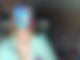 Live cam show with CelineReyys - Nipple Piercings on Camsoda