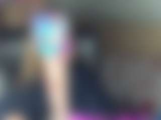 Live cam show with CelineReyys - Nipple Piercings on EXY