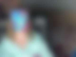 CelineReyys's Live Sex Cam Show
