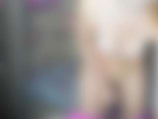 CelineReyys's Live Sex Cam Show