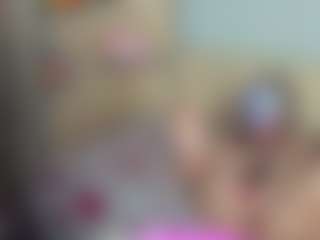 CelineReyys's Live Sex Cam Show