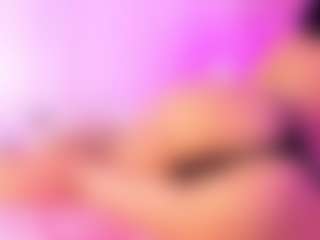 Live cam show with Peytonn-Monroe - Cute on UwU Esports