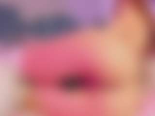 Live cam show with Peytonn-Monroe - Cute on TottyGirls