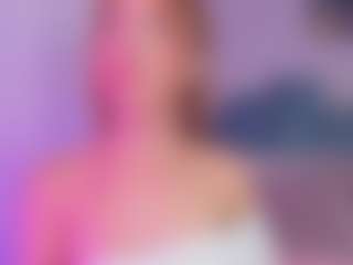 Live cam show with Peytonn-Monroe - Cosplay on SxyPornLive